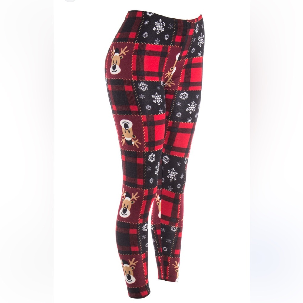 No Boundaries Christmas Leggings